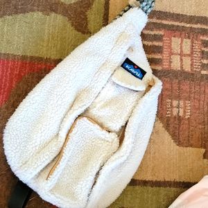 Kavu Sherpa Purse